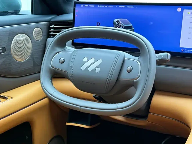 IM Motors LS8 — Фото автомобиля 27