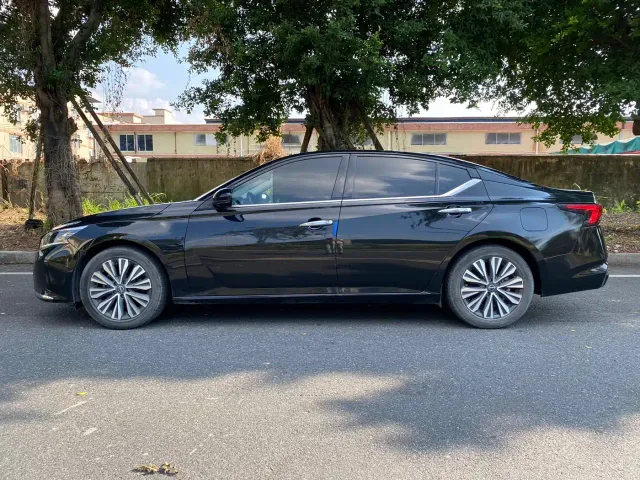 Nissan Teana — Фото автомобиля 7