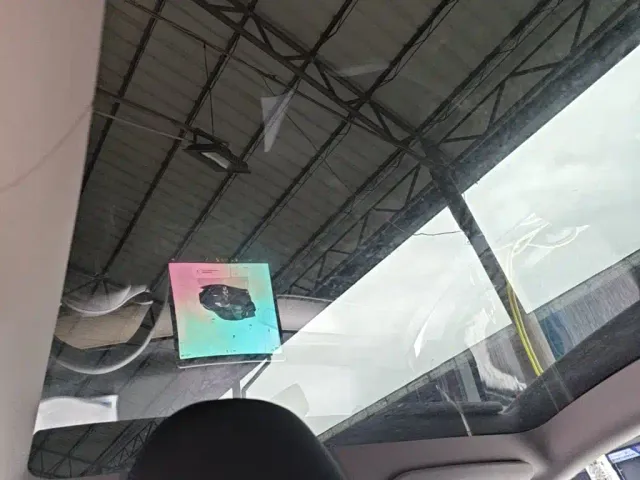 Tesla Model Y — Фото автомобиля 17
