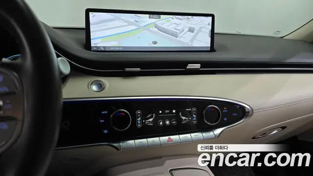 Genesis GV70 — Фото автомобиля 18