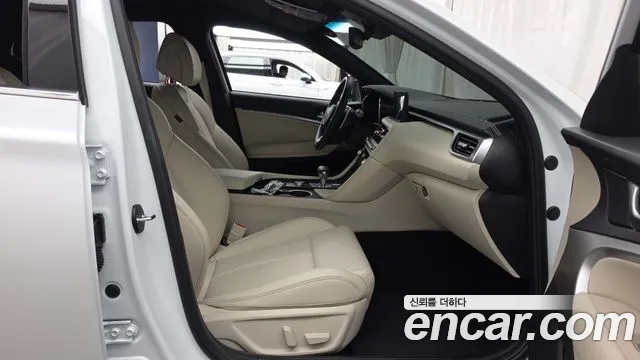 Genesis G70 — Фото автомобиля 17