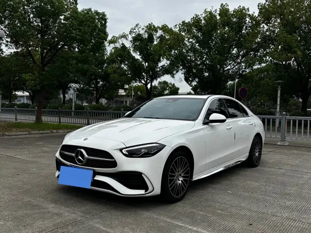 Mercedes-Benz C-Class — Фото автомобиля 3