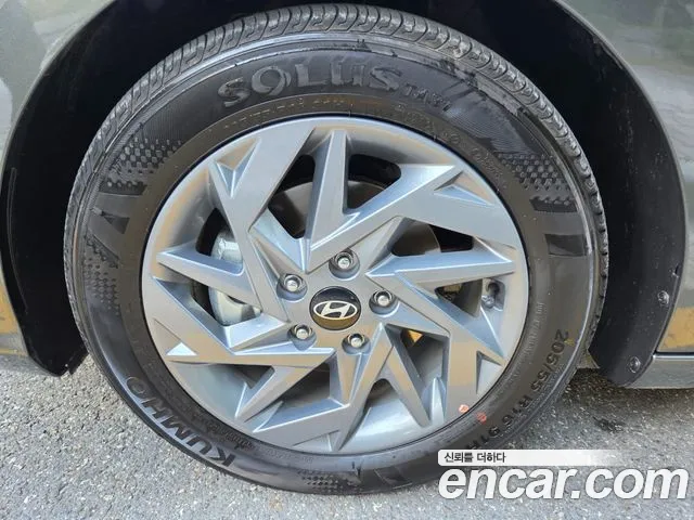 Hyundai Avante CN7 — Фото автомобиля 18