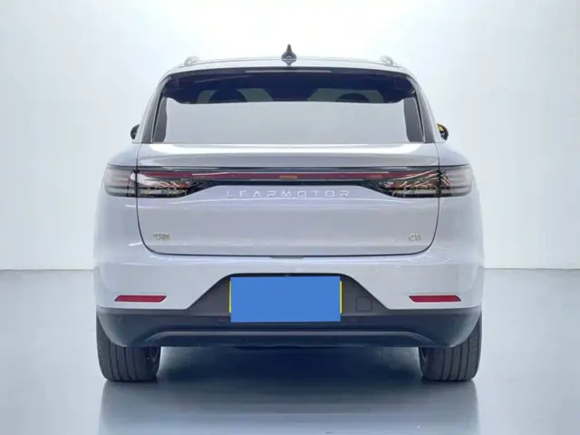 Leapmotor Leapmotor C11 2024 Pure Electric 580 Premium Edition — Фото автомобиля 5