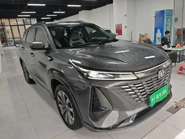 Changan CS75 Plus — Фото автомобиля 3