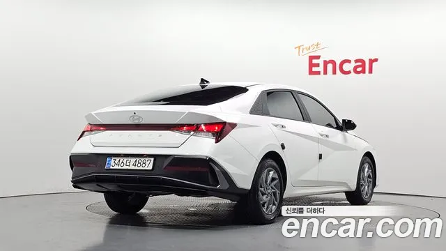 Hyundai AVANTE Новый Avante (CN7) — Фото автомобиля 2