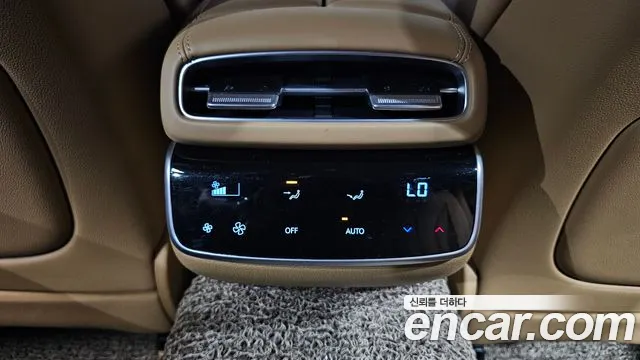 Genesis G80 Бензин 2.5 турбо AWD — Фото автомобиля 26