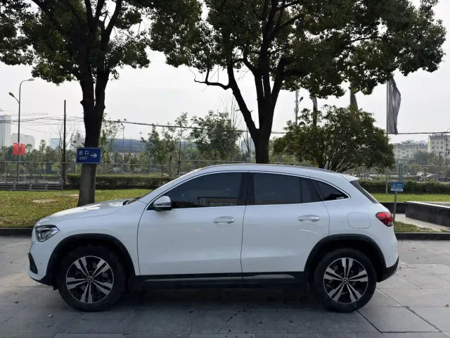 Mercedes-Benz GLA-Class — Фото автомобиля 15