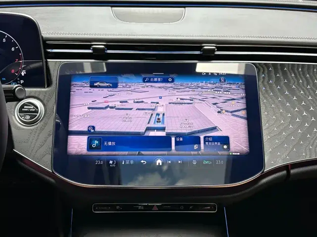 Mercedes-Benz E-Class — Фото автомобиля 14