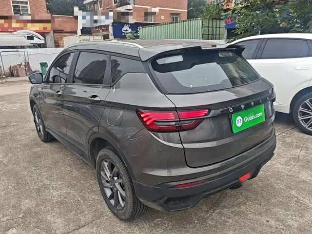 Geely Binyue — Фото автомобиля 4