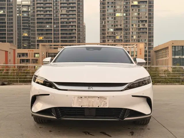BYD Han — Фото автомобиля 2