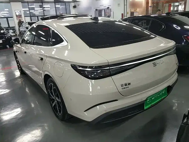 BYD Seal 07 DM-i — Фото автомобиля 4