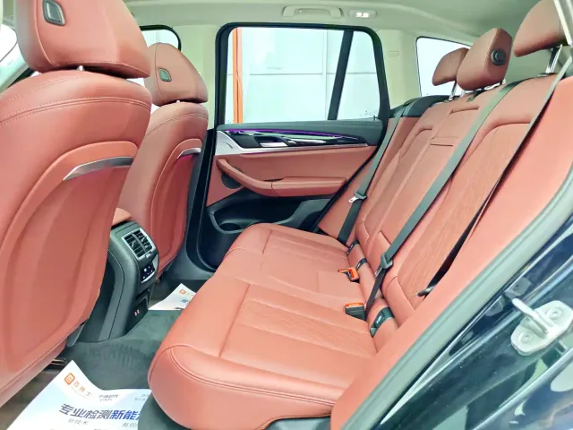 BMW X3 — Фото автомобиля 5