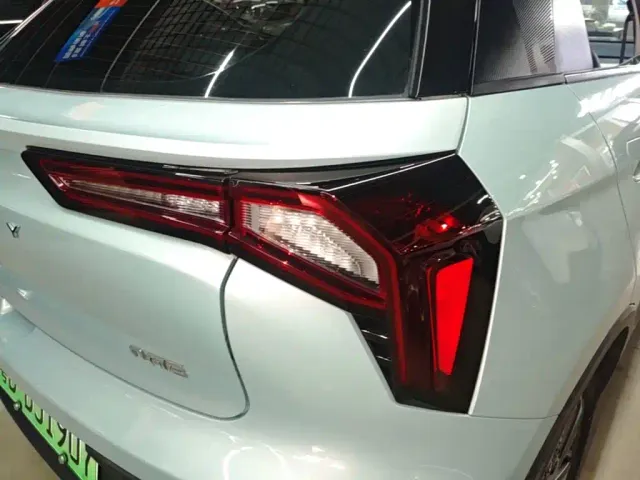 Geely Geometry E Firefly — Фото автомобиля 7