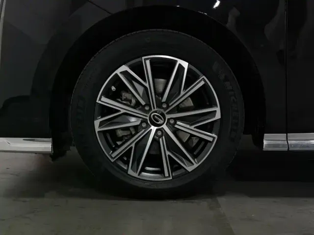 GAC Trumpchi M8 — Фото автомобиля 17