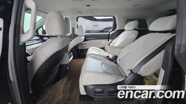 Kia Canival Carnival 4 поколение Бензин 7 мест Signature — Фото автомобиля 17