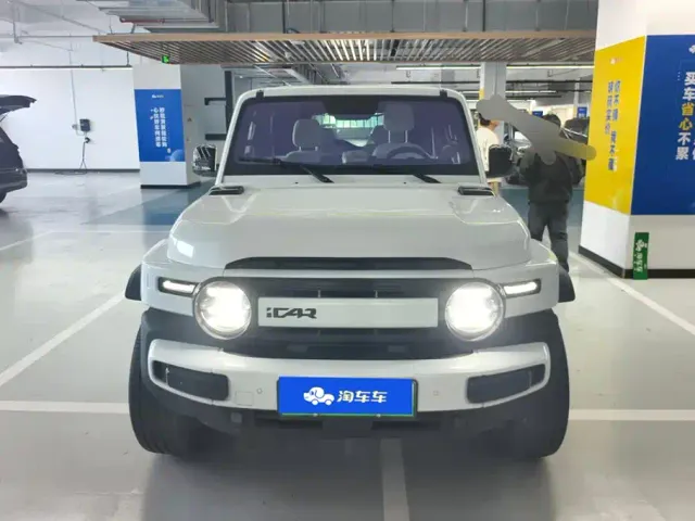 iCAR V23 — Фото автомобиля 2