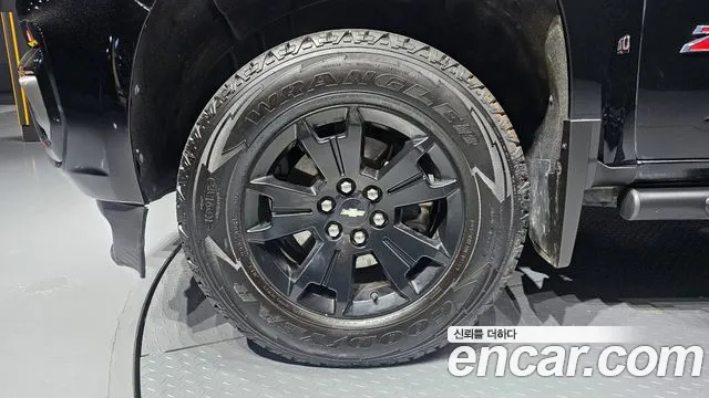 ChevroletGMDaewoo Colorado Real Colorado 3.6 Z71-X Midnight 4WD — Фото автомобиля 5
