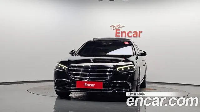 Mercedes-Benz S-Class — Фото автомобиля 2