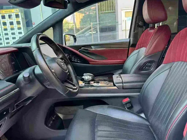 GAC Trumpchi M8 — Фото автомобиля 9