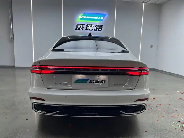 Lincoln Lincoln Z 2025 2.0T Premium Edition — Фото автомобиля 7