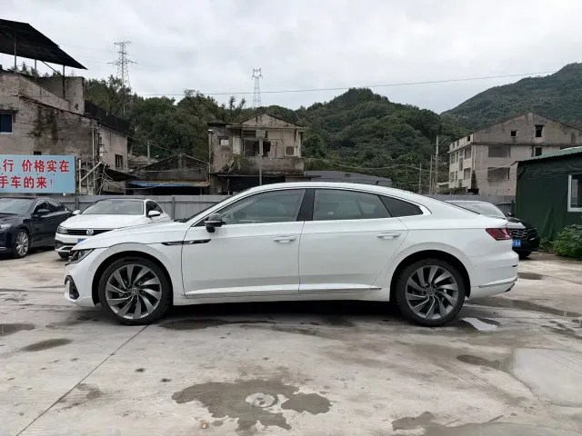 Volkswagen CC — Фото автомобиля 2