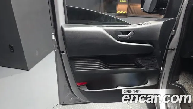 Hyundai Staria Staria — Фото автомобиля 23