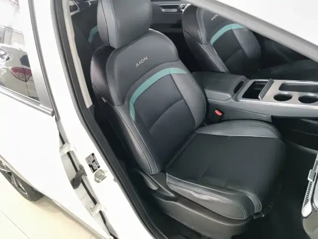 GAC Aion Y — Фото автомобиля 24