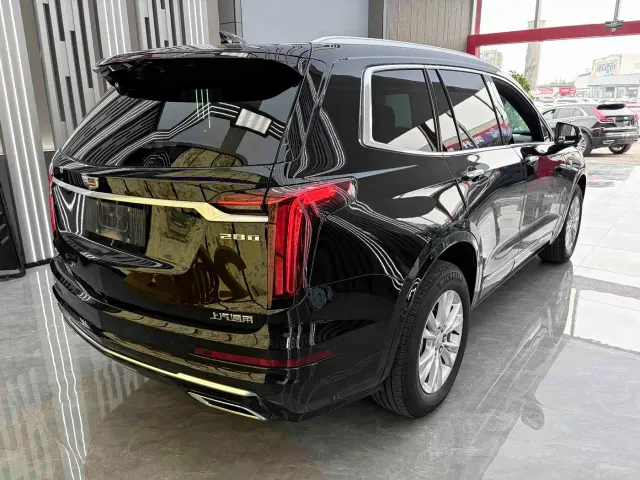 Cadillac XT6 — Фото автомобиля 20