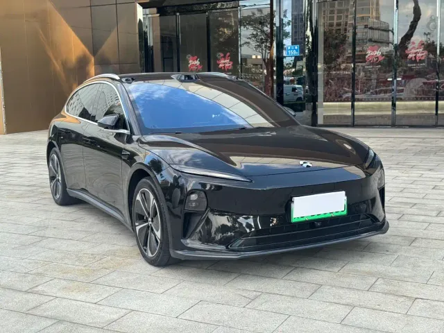 Фотография автомобиля — Nio ET5 Touring