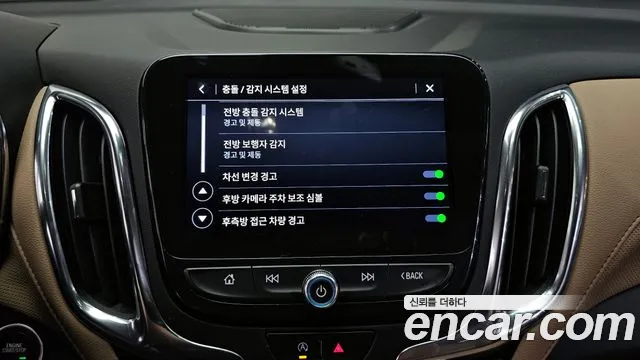 ChevroletGMDaewoo Equinox Новый Next Equinox 2WD Premier — Фото автомобиля 16