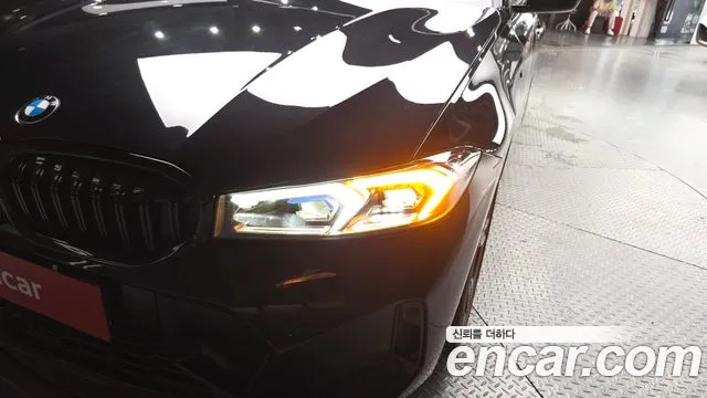 BMW 3-Series 3 серия (G20) 320i M Sport — Фото автомобиля 14