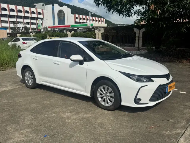 Toyota Corolla — Фото автомобиля 3