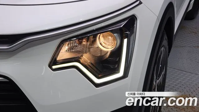Kia Niro The All New — Фото автомобиля 7