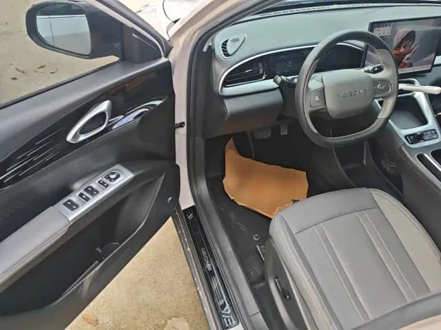 Geely Starry Wish — Фото автомобиля 15