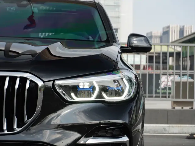 BMW X5 — Фото автомобиля 3