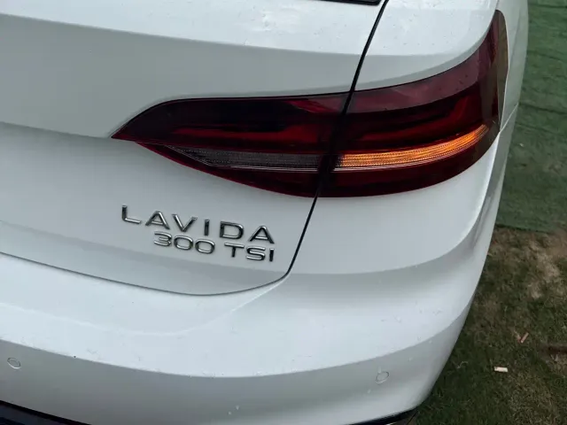 Volkswagen Lavida — Фото автомобиля 5