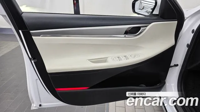 Hyundai Grandeur New — Фото автомобиля 13