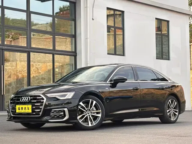 Фотография автомобиля — Audi A6L