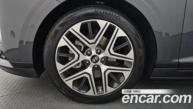 Hyundai Grandeur Grandeur (GN7) 2.5 Бензин 2WD — Фото автомобиля 5