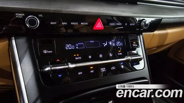 Kia Canival Carnival 4 поколение Дизель 11 мест Prestige — Фото автомобиля 16