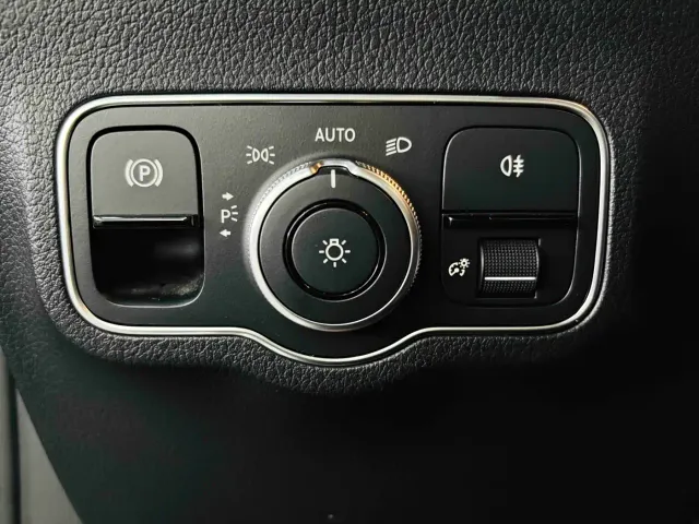 Mercedes-Benz EQB — Фото автомобиля 15