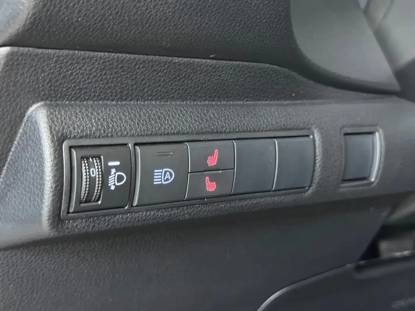 Toyota Levin 2023 185T CVT Luxury — Фото автомобиля 17