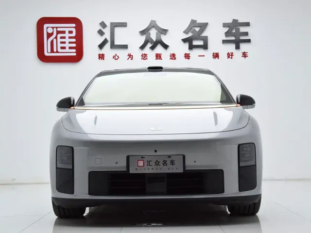 Li Auto i6 — Фото автомобиля 2