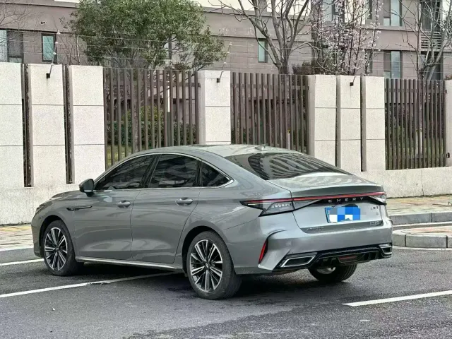 Chery Arrizo 8 — Фото автомобиля 7