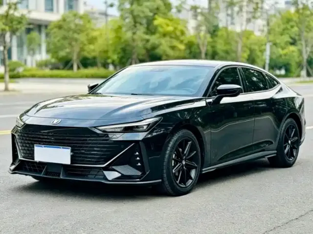 Фотография автомобиля — Changan UNI-V