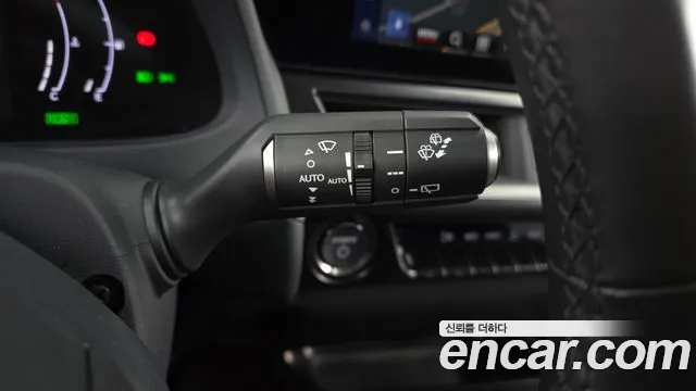 Lexus UX — Фото автомобиля 19