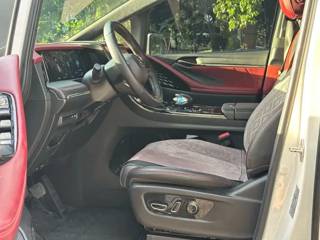 GAC Trumpchi M8 — Фото автомобиля 8