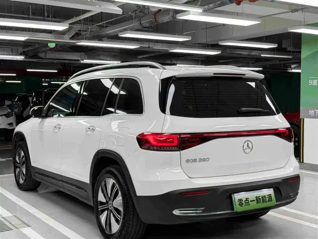 Mercedes-Benz EQB — Фото автомобиля 6