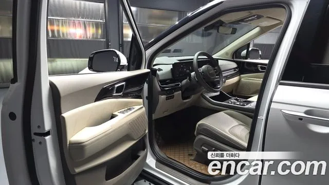 Kia Canival Новый Carnival 4 поколение Бензин 7 мест Hi-Limousine — Фото автомобиля 10